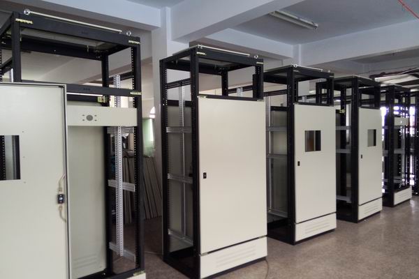 滨城控制箱-控制箱的合理布置方法